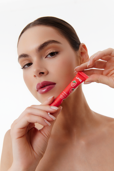 Lipper-блиск Strawberry lipssstrawberry фото